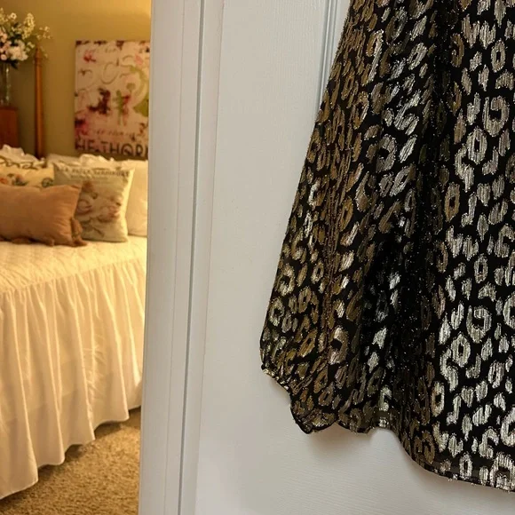 Brand new with tags, Calvin Klein after 5 blouse. Size 1X - Picture 3 of 3